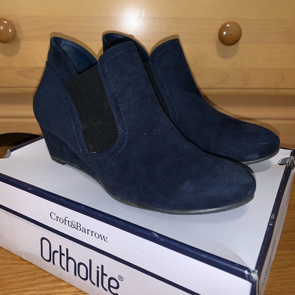 Croft & Barrow Ortholite Navy Serf Boots Size 8